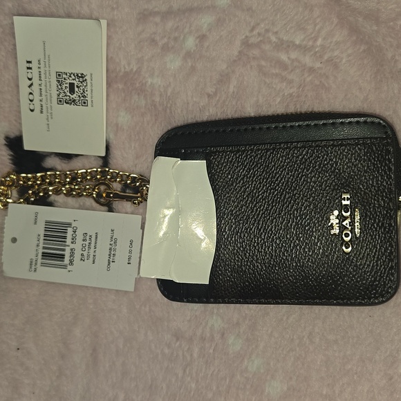NWT Coach Black Card Holder with Gold Chain - Picture 2 of 11
